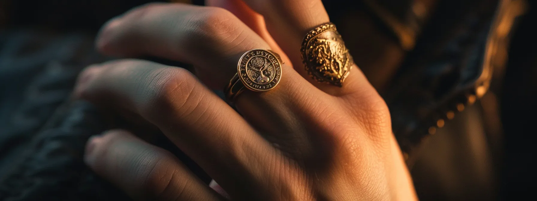 The Timeless Elegance of Signet Rings 3 img